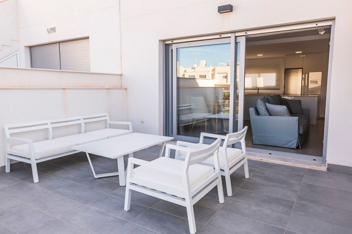 Image No.8-3 Bed Apartment for sale