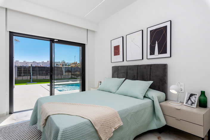 Image No.11-3 Bed Villa for sale