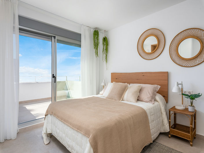 Image No.12-3 Bed Apartment for sale