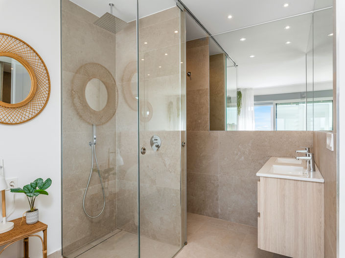 Image No.11-3 Bed Apartment for sale