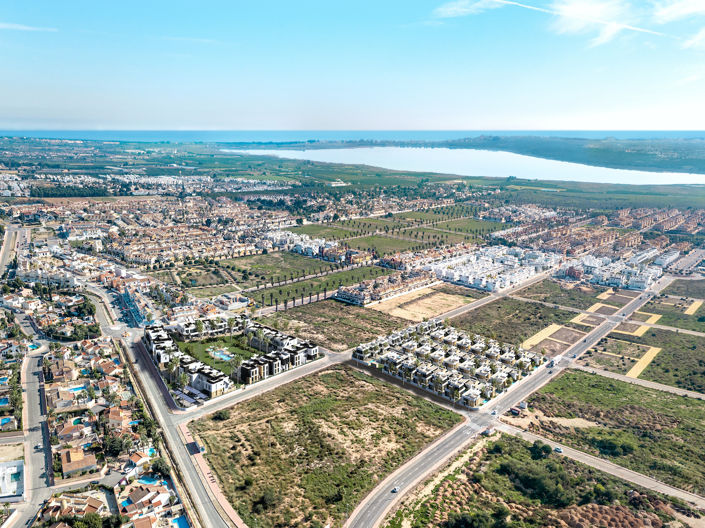 Image No.8-2 Bed Apartment for sale