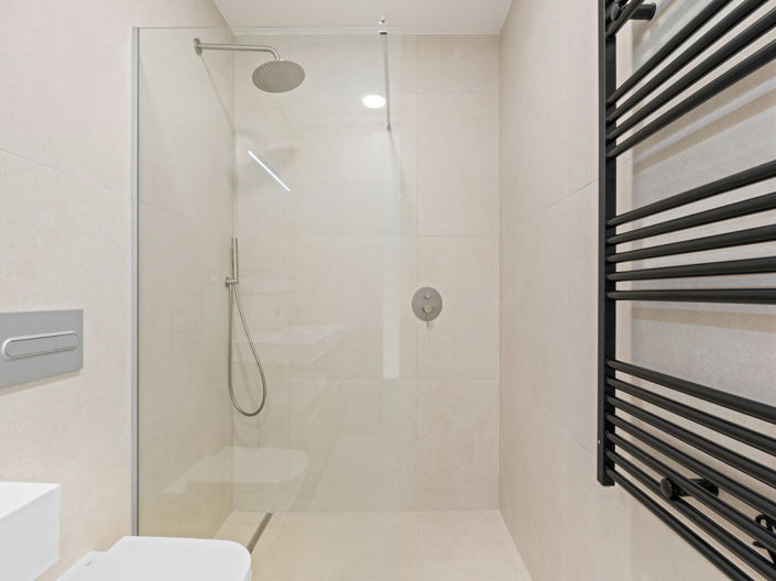 Image No.28-3 Bed Villa for sale