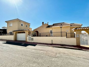 49001opportunitya3bedroomvillawithseparategue