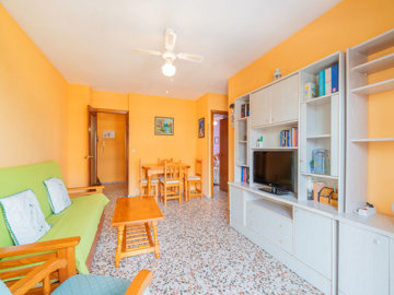 49030roomytwobedroomcoastalapartment050625090