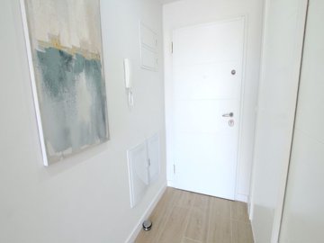 49033superiorpenthouseapartmentwithgolfcourse