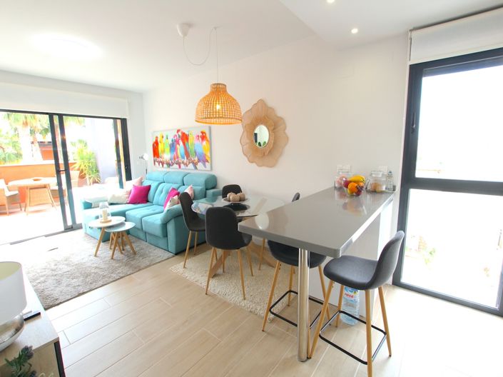 Image No.15-2 Bed Apartment for sale