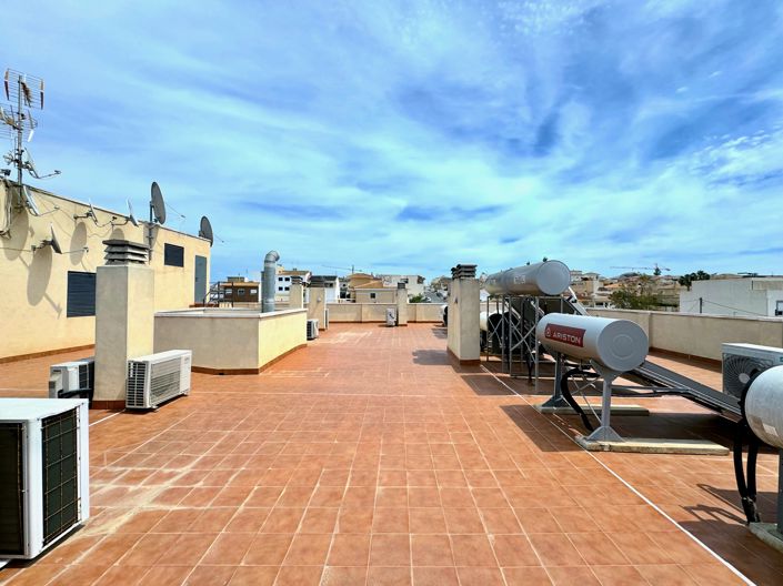 Image No.27-2 Bed Apartment for sale