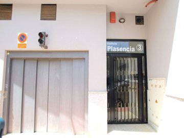 49043spacious2bedtopfloorapartmentbenijofarhi