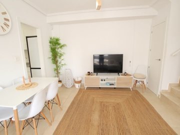 49115stylish3bed3bathsemidetachedvillawithpoo