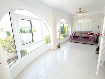 49123fabulous2bedroomdetachedvillawithpoolvie