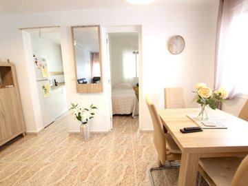 49143stylish3bed2bathsemidetachedfamilyhome15
