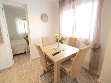 49143stylish3bed2bathsemidetachedfamilyhome15