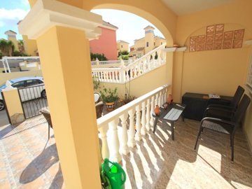 49143stylish3bed2bathsemidetachedfamilyhome15