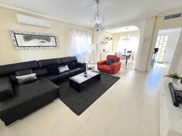 49147beautifullypresented23bedsemidetachedpro