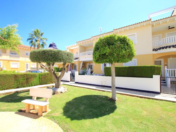 Image No.5-2 Bed Townhouse for sale