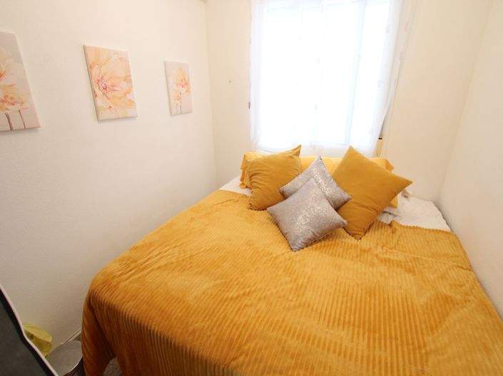 Image No.12-3 Bed Townhouse for sale