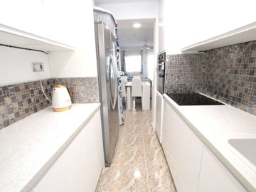 49146brightandspacious3bedroomtownhouseinlocr