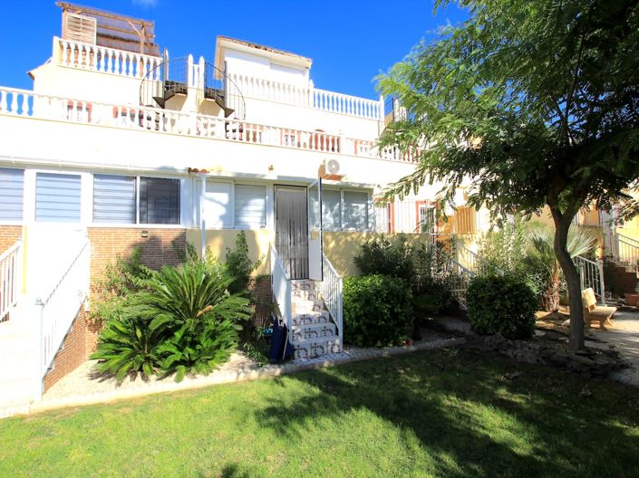 Image No.16-3 Bed Townhouse for sale