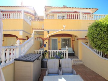 49146brightandspacious3bedroomtownhouseinlocr