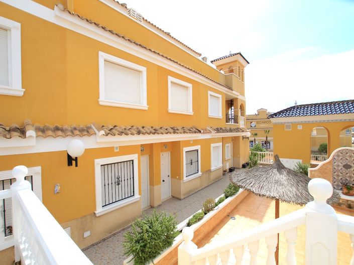 Image No.5-2 Bed Townhouse for sale