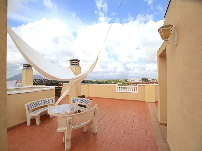 Image No.25-2 Bed Apartment for sale