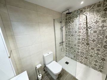 491742bed2bathlazeniaapartment151025155155dol