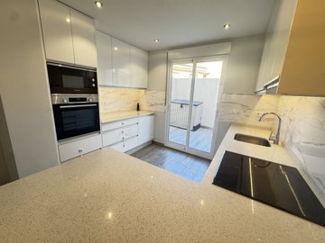 491742bed2bathlazeniaapartment151025155156dol