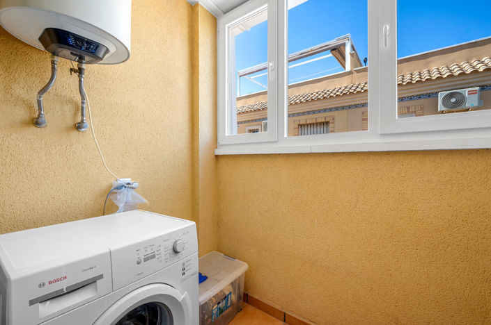 Image No.26-3 Bed Apartment for sale