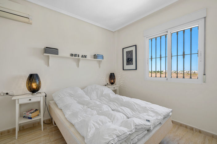 Image No.9-3 Bed Apartment for sale