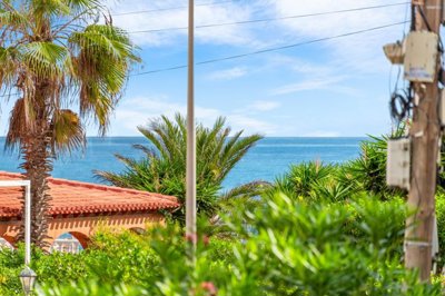 49184largesemidetachedpropertyclosetopuntapri