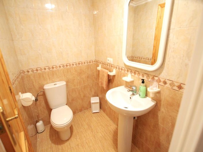 Image No.19-2 Bed Apartment for sale