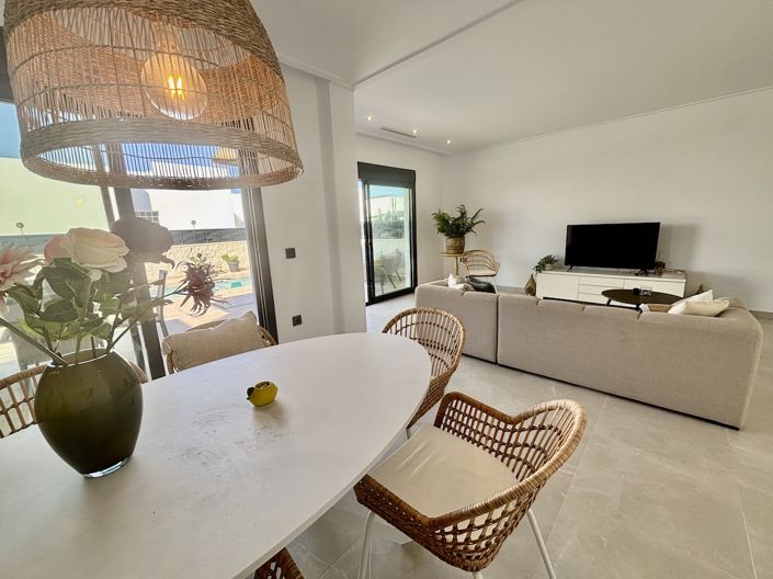 Image No.8-2 Bed Villa for sale