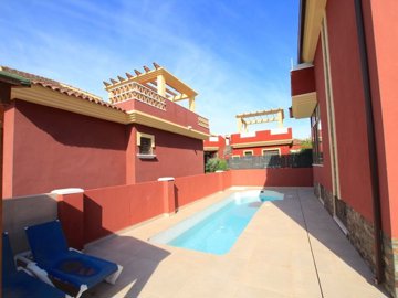 49187atrulyimpressivedetachedvillatheperfectf