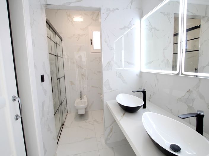 Image No.21-6 Bed Villa for sale