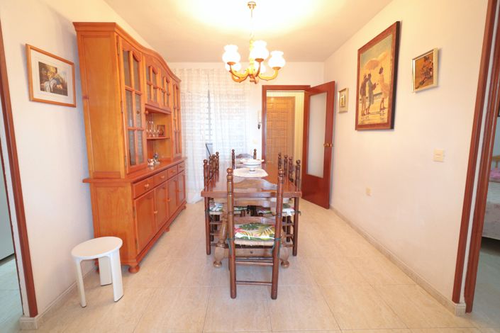 Image No.28-3 Bed Apartment for sale
