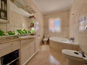 49203cornerlolastylepropertyinresfortuna29102