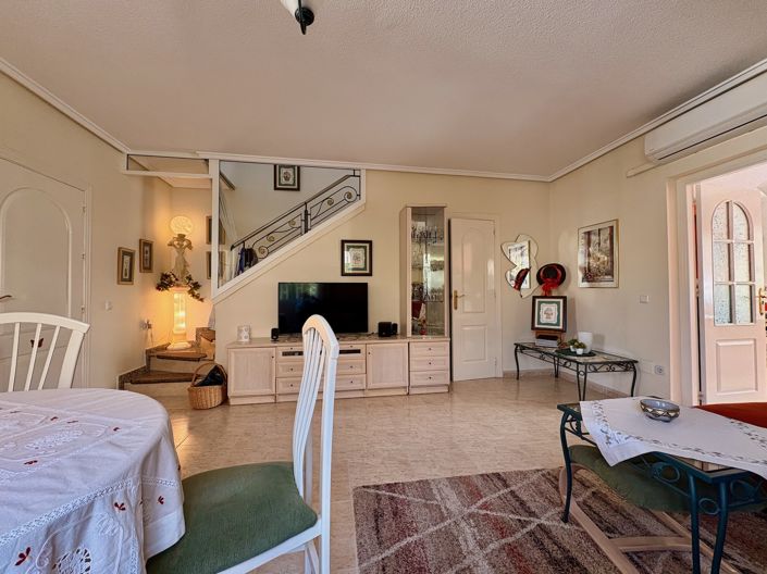 Image No.5-3 Bed Townhouse for sale