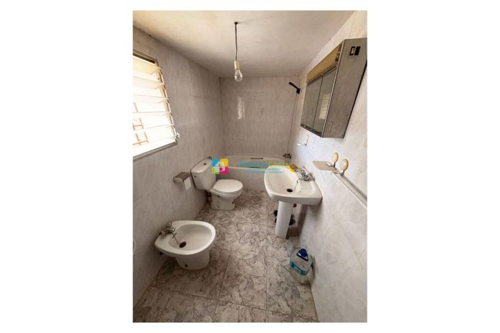 Image No.14-3 Bed Country House for sale