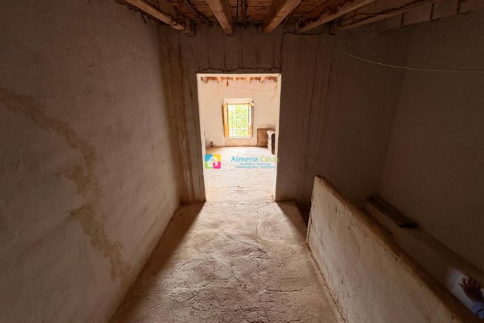 Image No.15-3 Bed Country House for sale