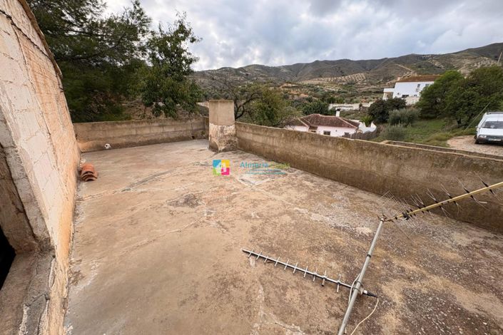 Image No.22-3 Bed Country House for sale