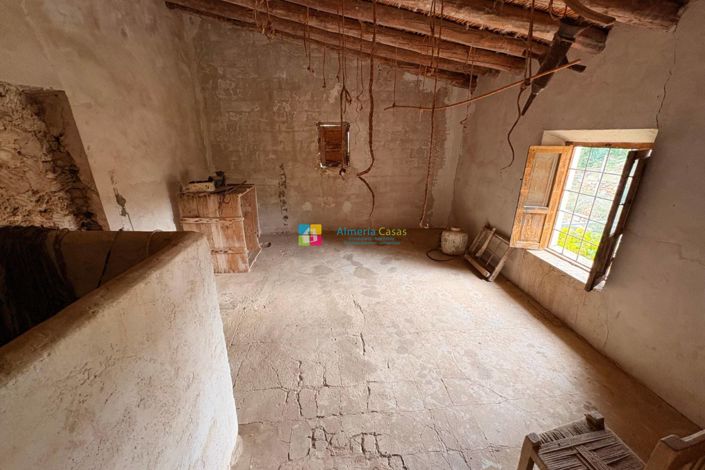 Image No.24-3 Bed Country House for sale