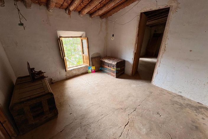 Image No.26-3 Bed Country House for sale