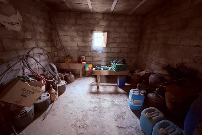 Image No.32-3 Bed Country House for sale