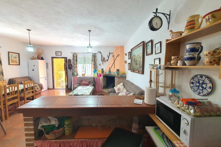 Image No.11-5 Bed Country House for sale