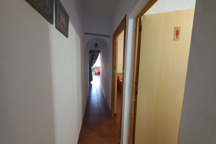 Image No.17-5 Bed Country House for sale