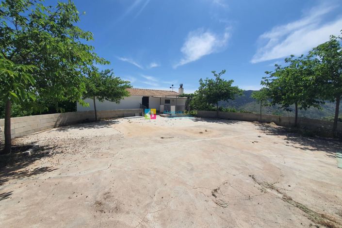 Image No.34-5 Bed Country House for sale