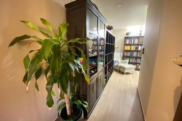 Image No.10-5 Bed Country House for sale