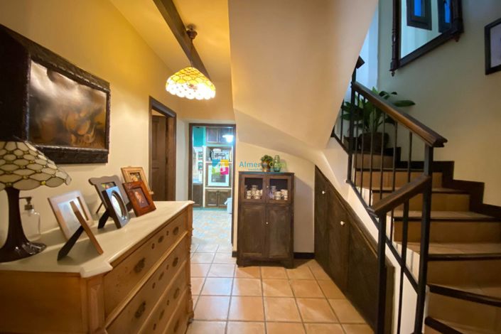 Image No.18-5 Bed Country House for sale