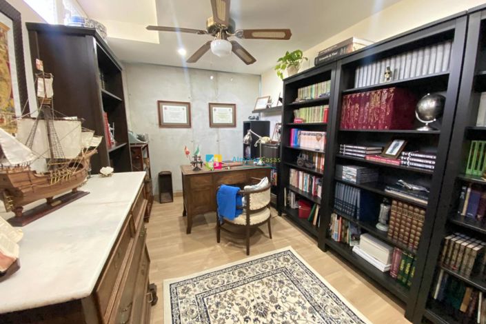 Image No.15-5 Bed Country House for sale