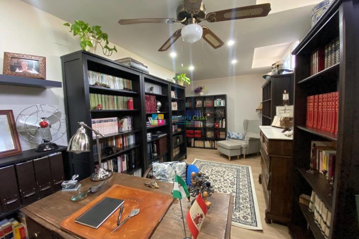 Image No.16-5 Bed Country House for sale